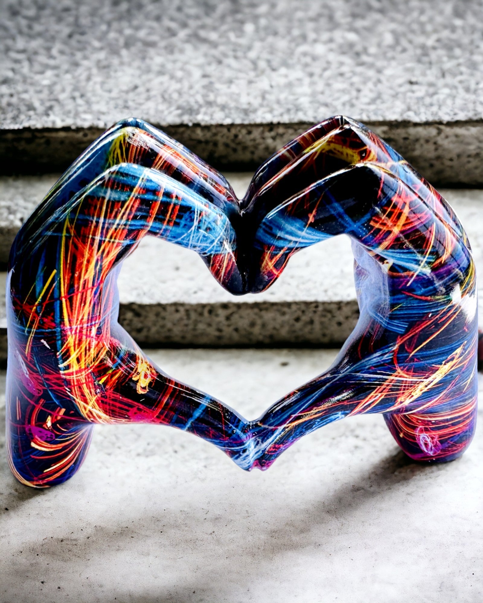 Kalejdoskop Herz – Handgefertigter Schmuck aus Harz mit Gravurmöglichkeit