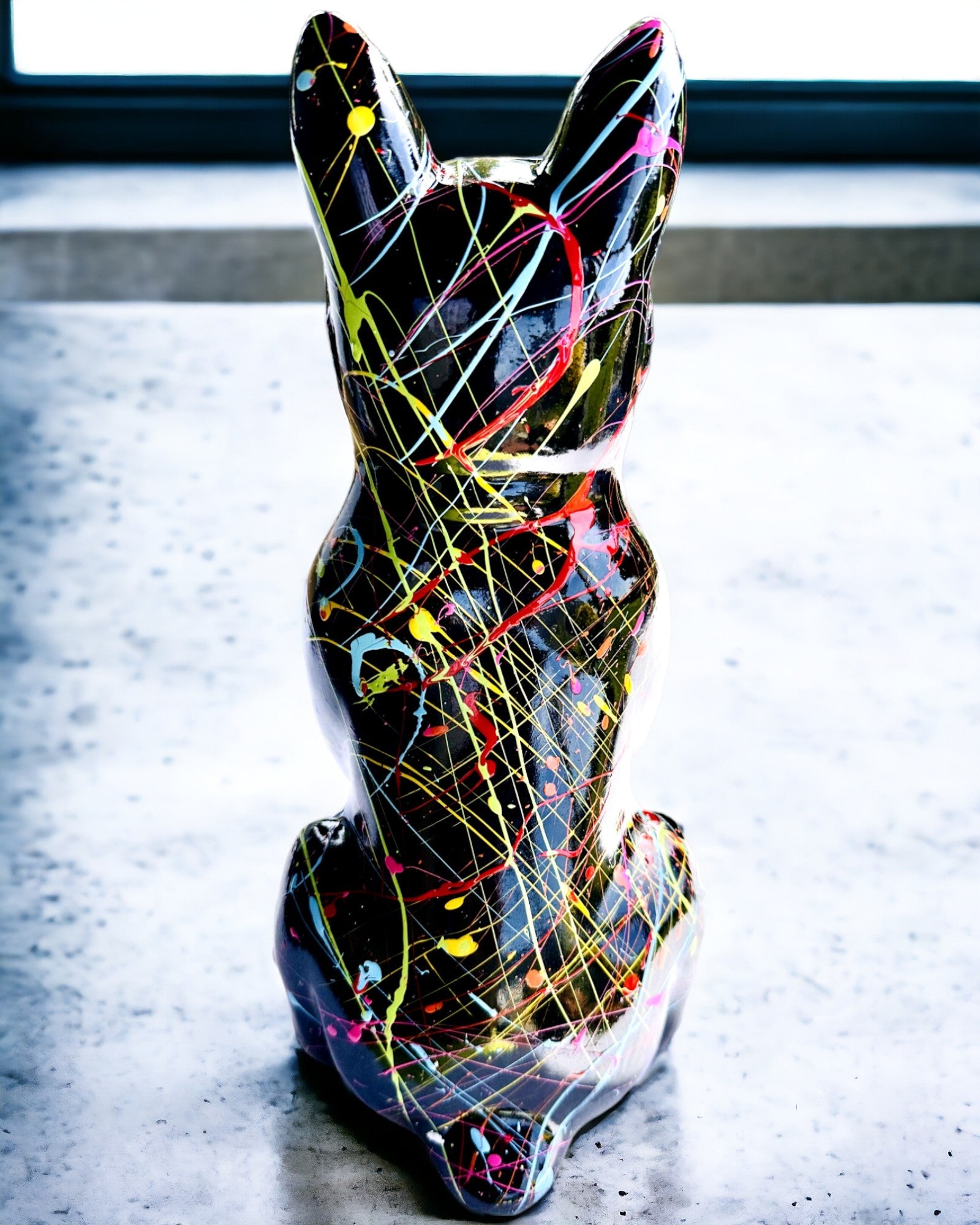 Kolorowy Psiak Artystyczny - Handbemalter Französischer Bulldogge, Personalisierung mit Gravur, ideal als Geschenk