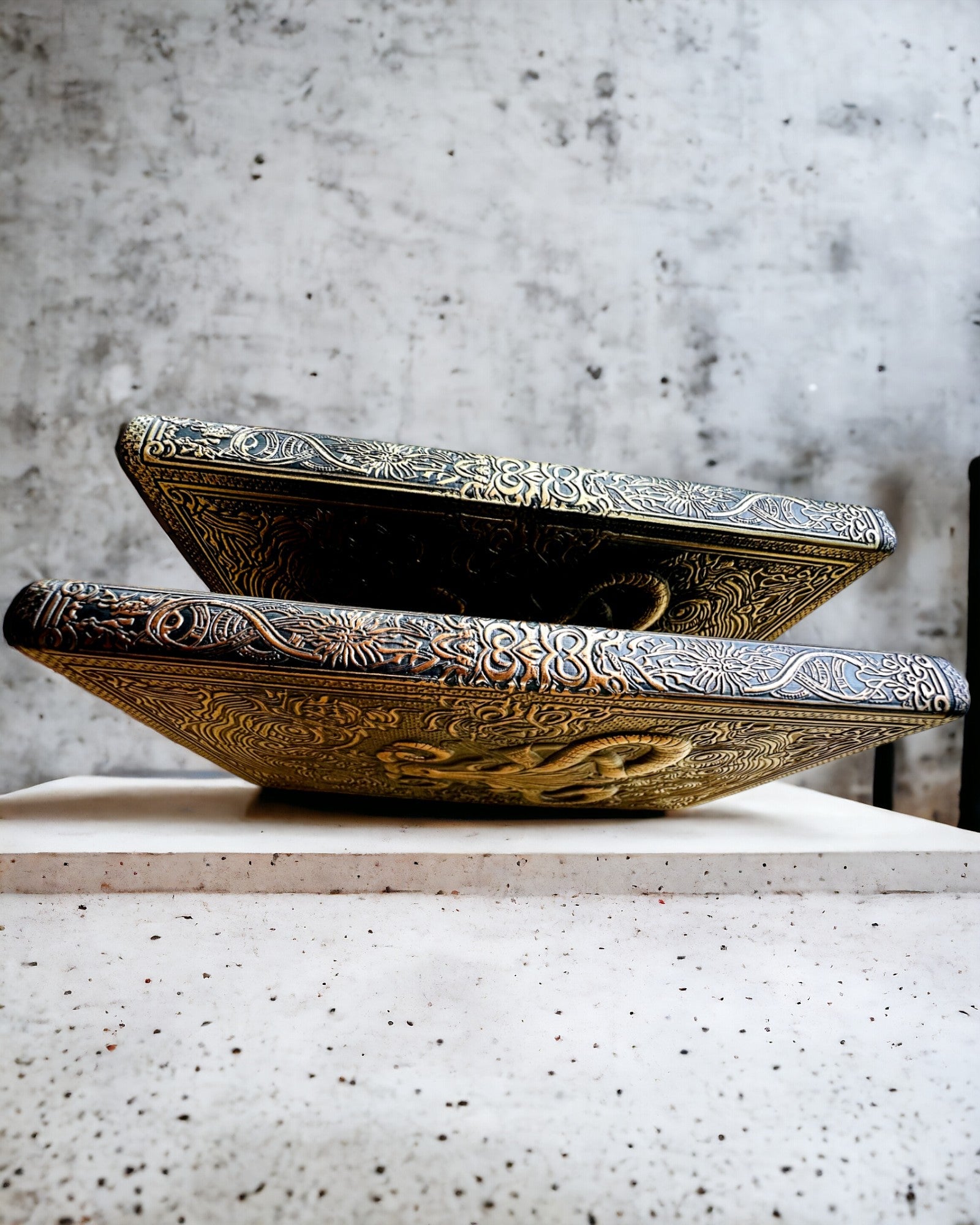 Magisches Notizbuch, Notizblock "Boski Byk" - Elegantes und Einzigartiges Schreibwaren, Personalisierung mit Gravur