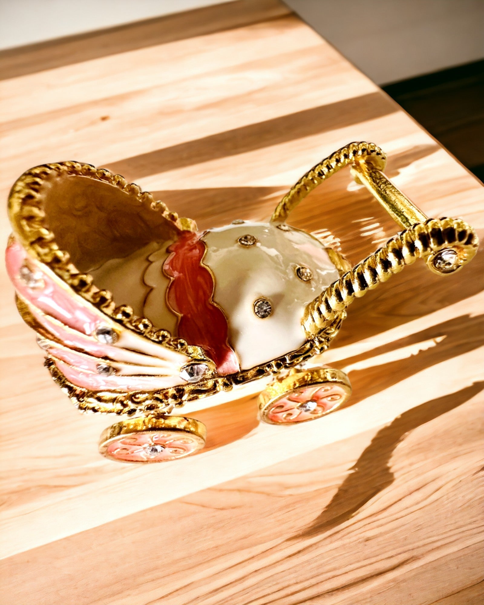 Kleiner Märchenwagen für Schmuck, Schätze - Königliche Eleganz, Personalisierung mit Gravur