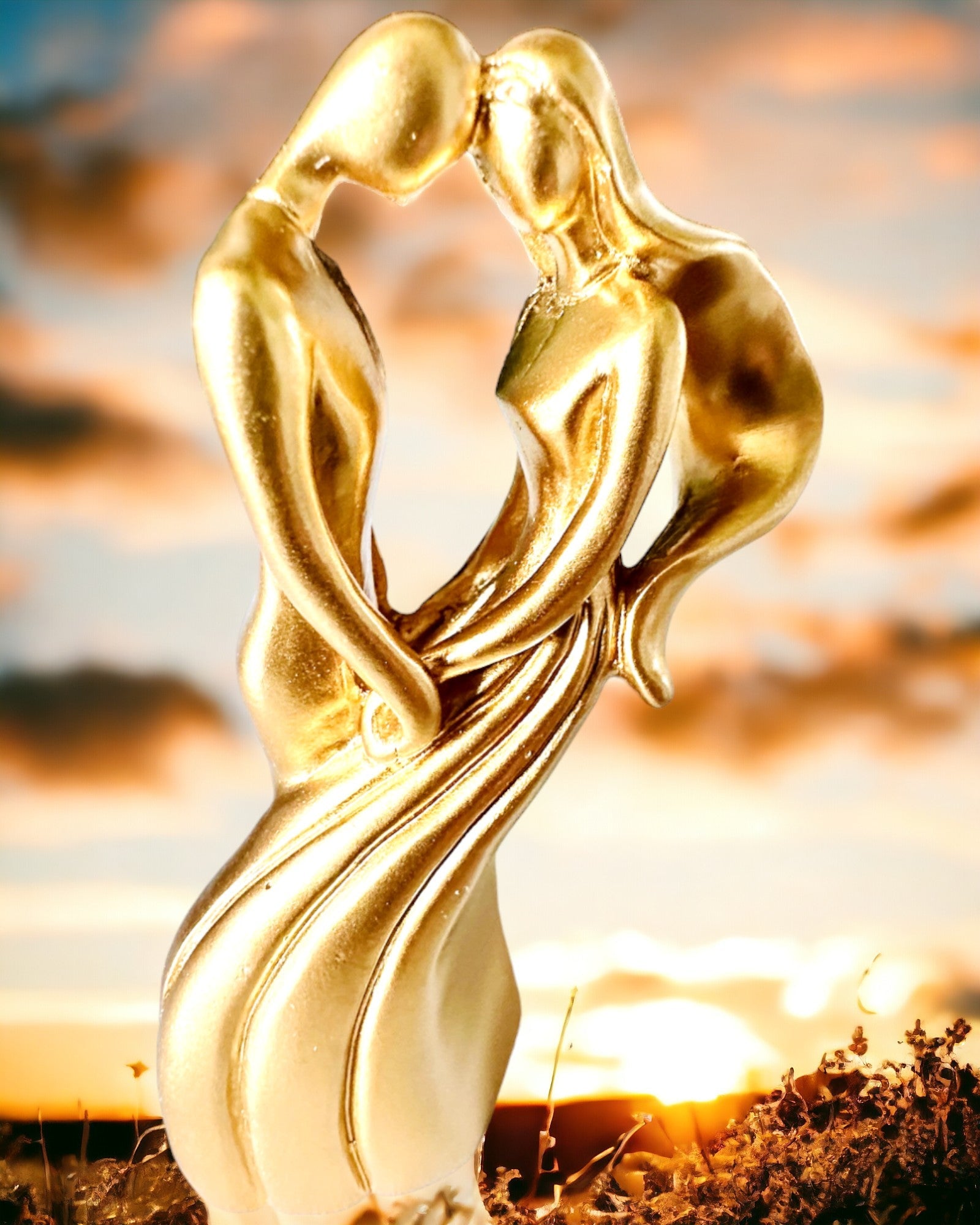 Skulptur der Liebe - "Ewige Leidenschaft" - Kleine dekorative Figur in Goldfarbe mit Gravuroption