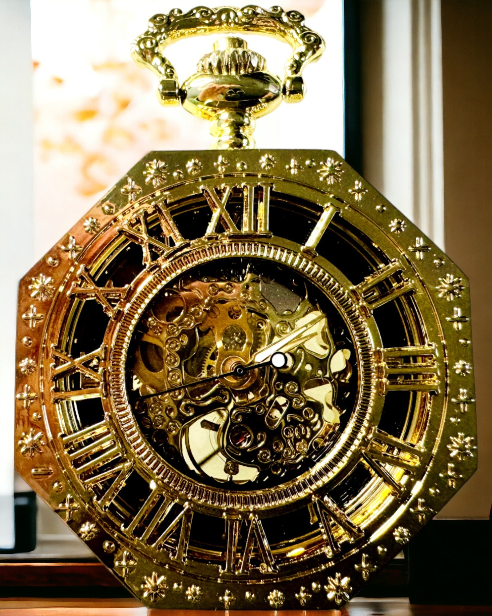 Exklusive Taschenuhr im Steampunk-Stil mit sichtbarem Uhrwerk auf dem Zifferblatt - Klassische Eleganz