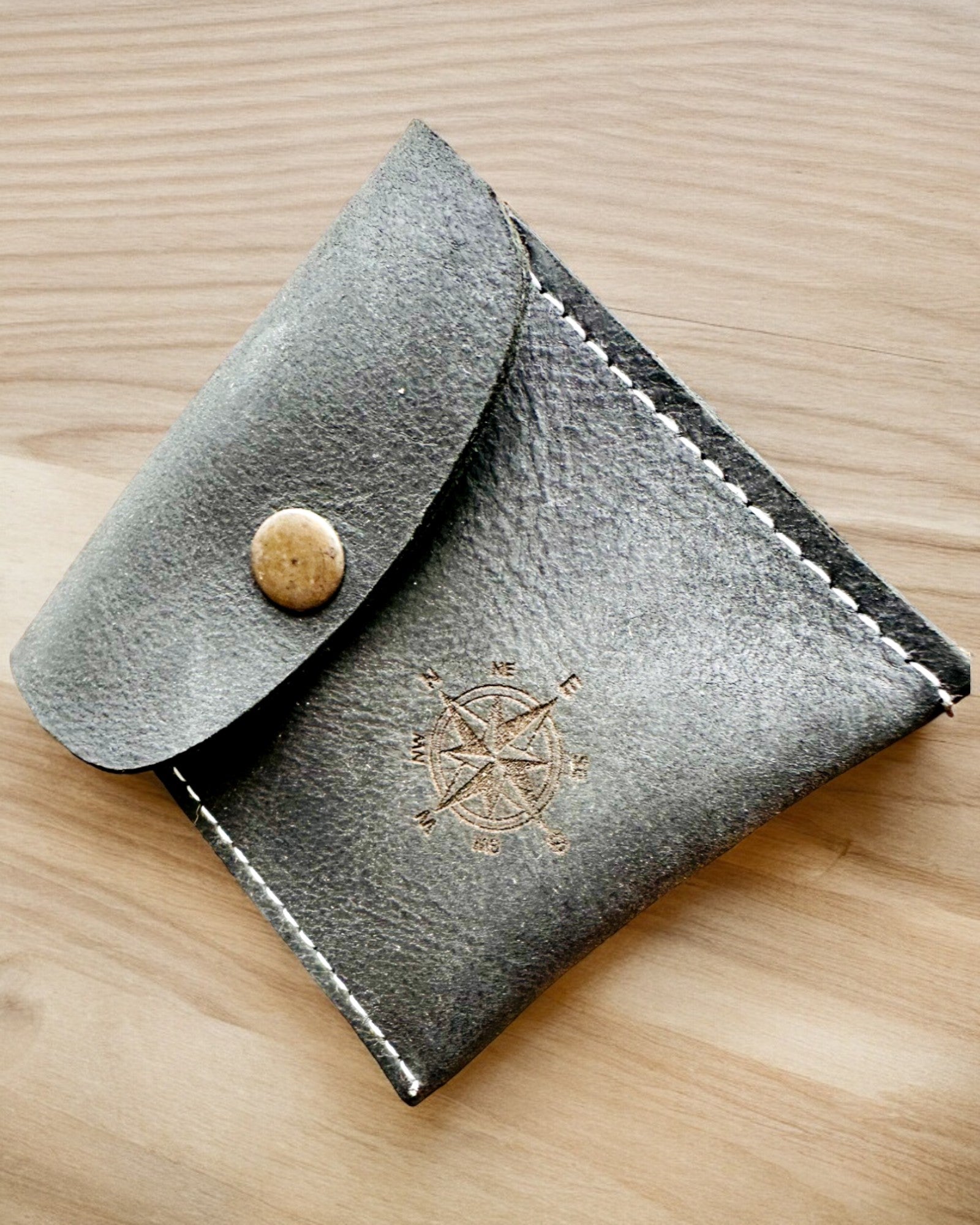 Etui für Taschenuhr oder Kompass Reisender - Möglichkeit zur Personalisierung mit Gravur