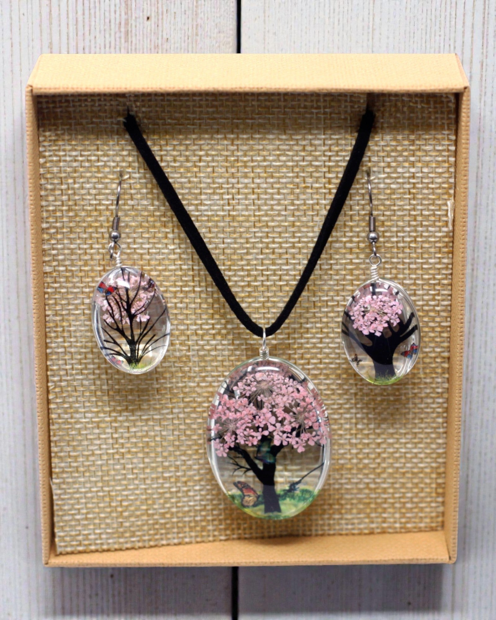 Rosengarten – Schmuckset mit getrockneten Blumen Baum des Lebens