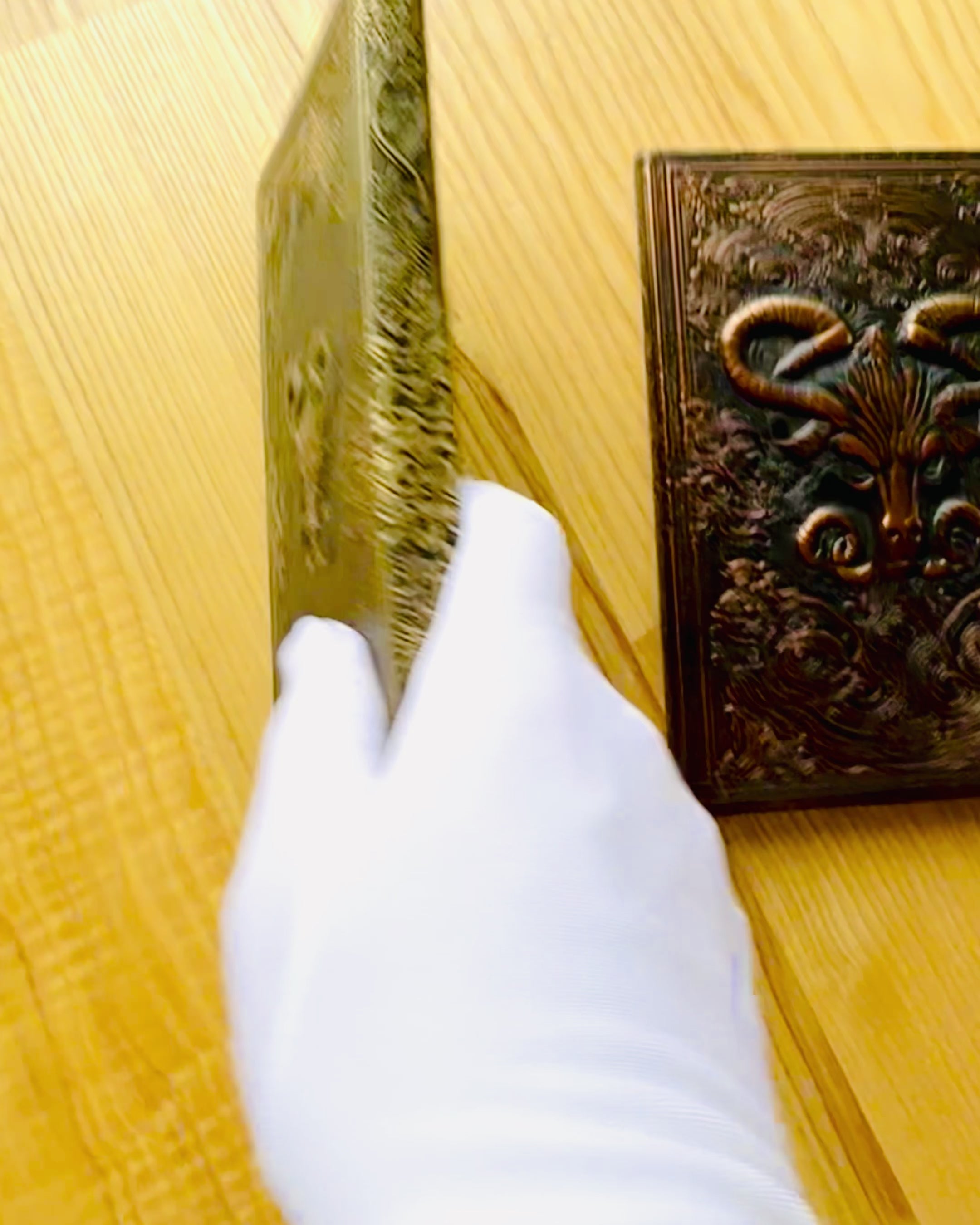 Magisches Notizbuch, Notizblock "Boski Byk" - Elegantes und Einzigartiges Schreibwaren, Personalisierung mit Gravur