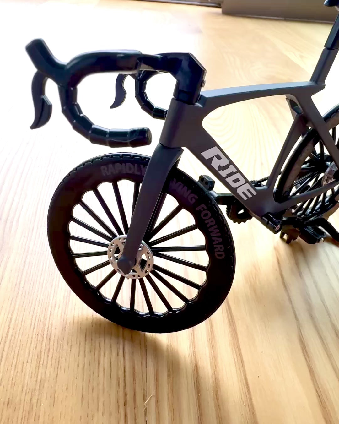 Mini-Rudergerät „Speedster“ – Sammlermodell mit Gravuroption, 2 Varianten zur Auswahl