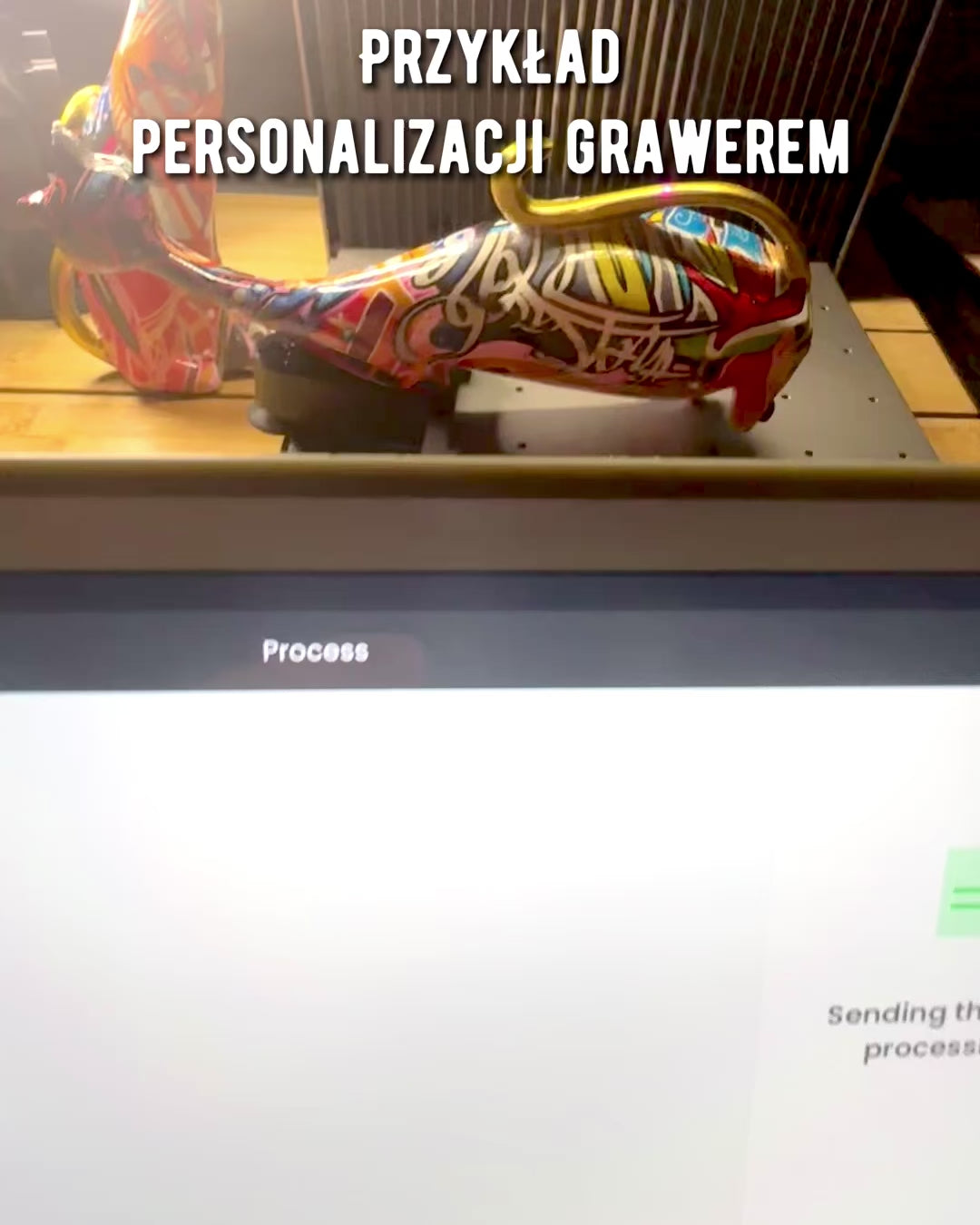 Abstrakte Katzenfiguren "ArtCats", handbemalt, Harz – 25 cm, 2 Stk.