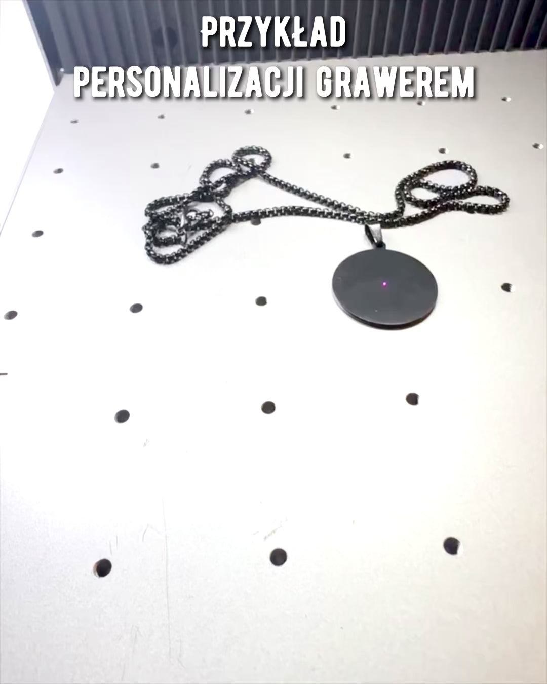 Anhänger "Urban Elegance" – Runder Medaillon aus Edelstahl in Zwei Farben mit Personalisierungsmöglichkeit