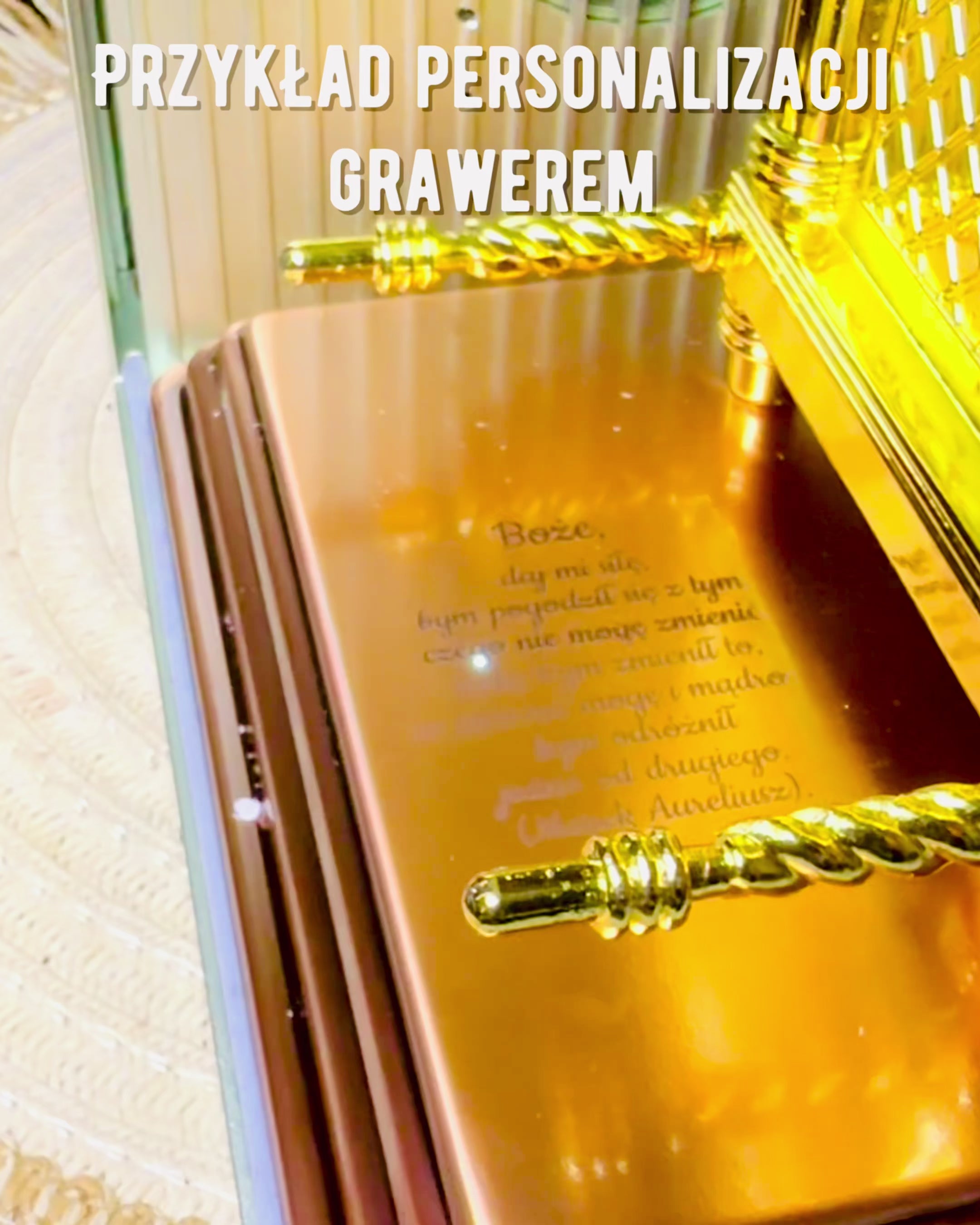 Majestätische Miniatur der Bundeslade in Goldfassung 11,2 x 5,8 x 7,3 cm - Exklusive Lade, Dekoration in Goldausführung