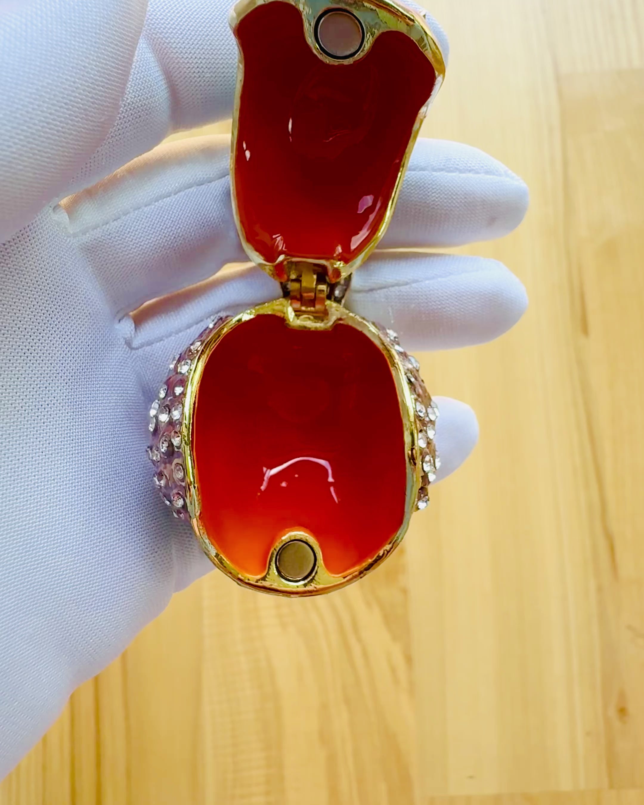 Bunter Spatz mit Gravur - Zauberhaftes Versteck für Schätze