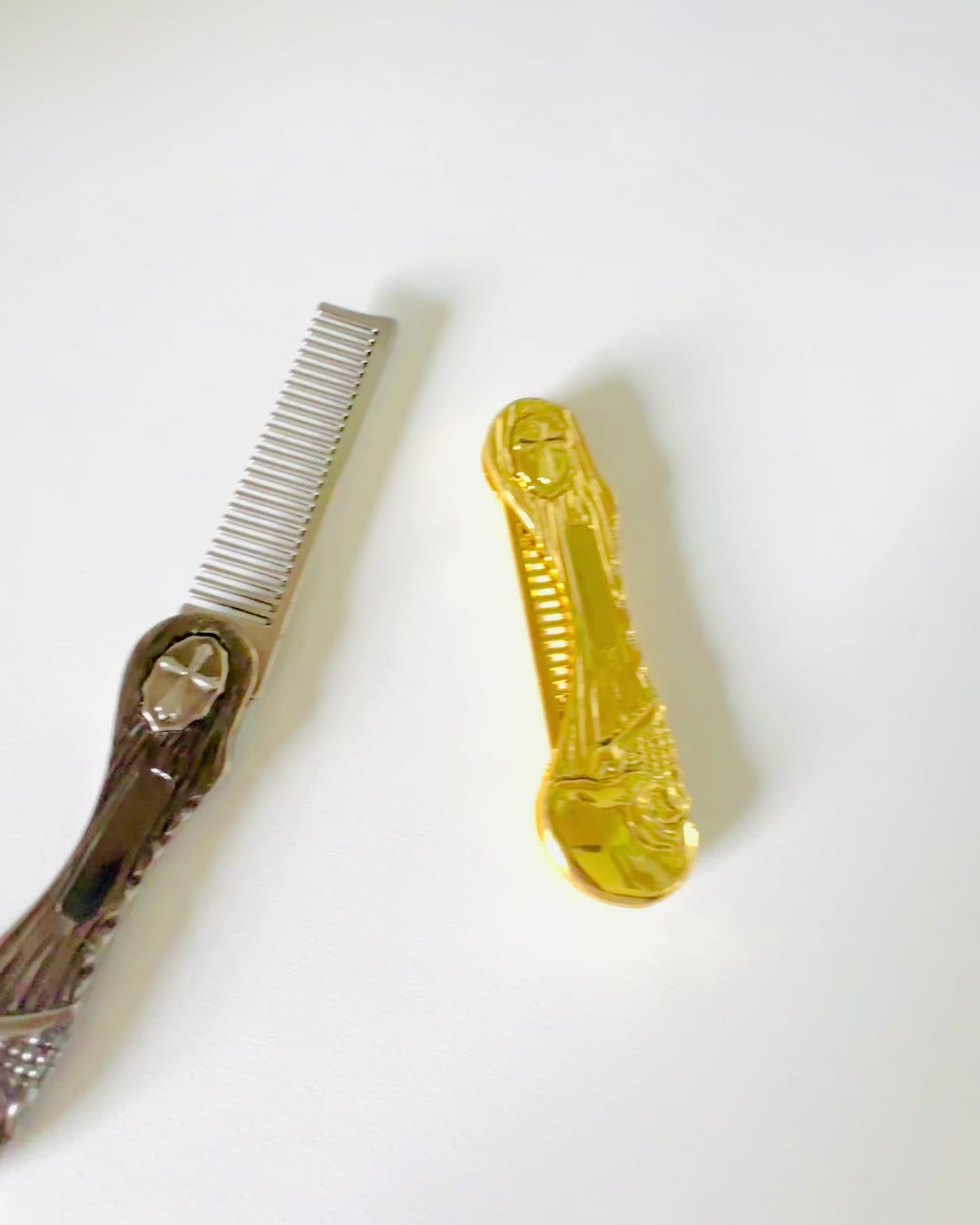 Mystic Skull Comb - Premium-Kamm, Personalisierung mit Gravur möglich