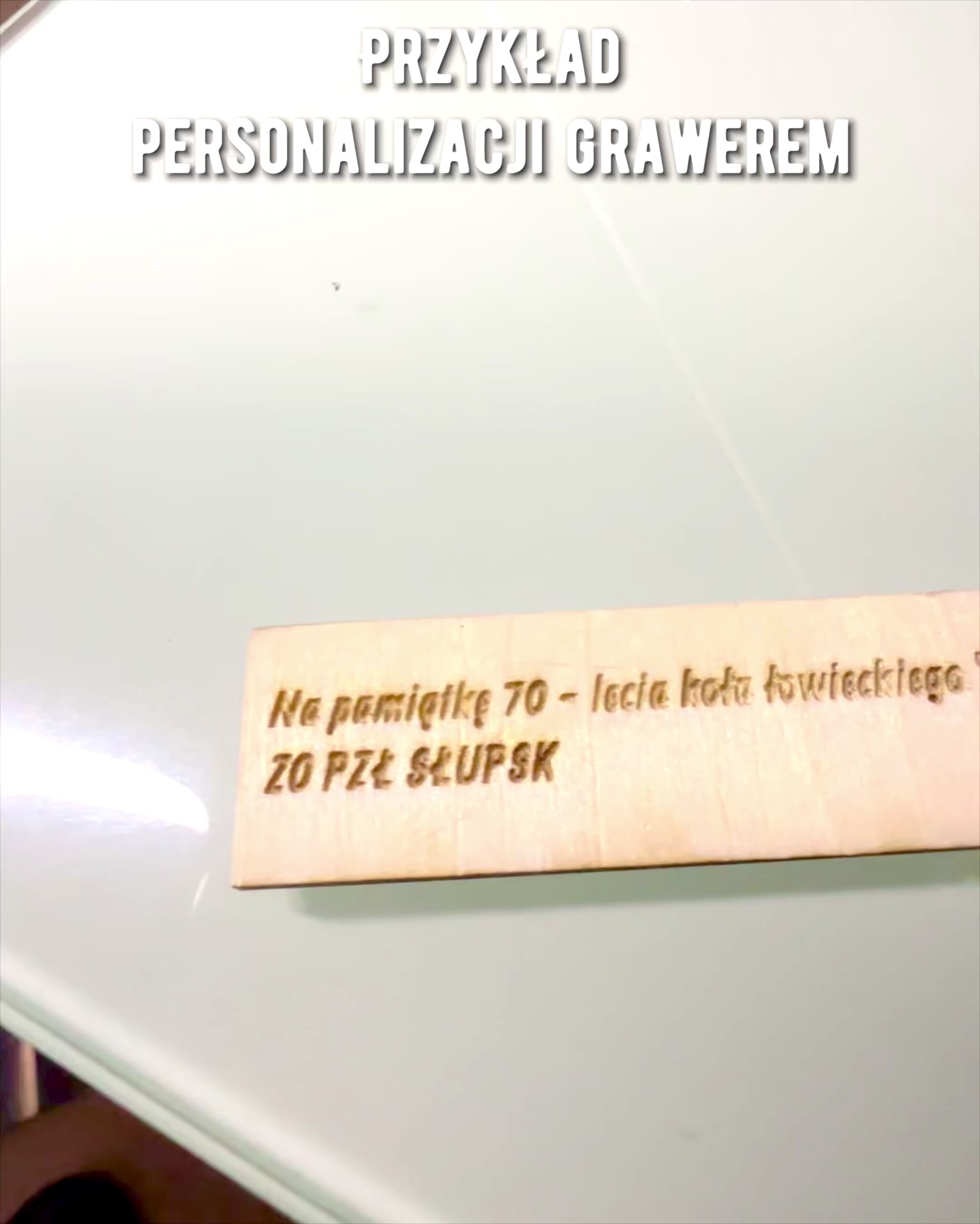 Königsadler – Dekorative Figur aus Harz mit Gravuroption