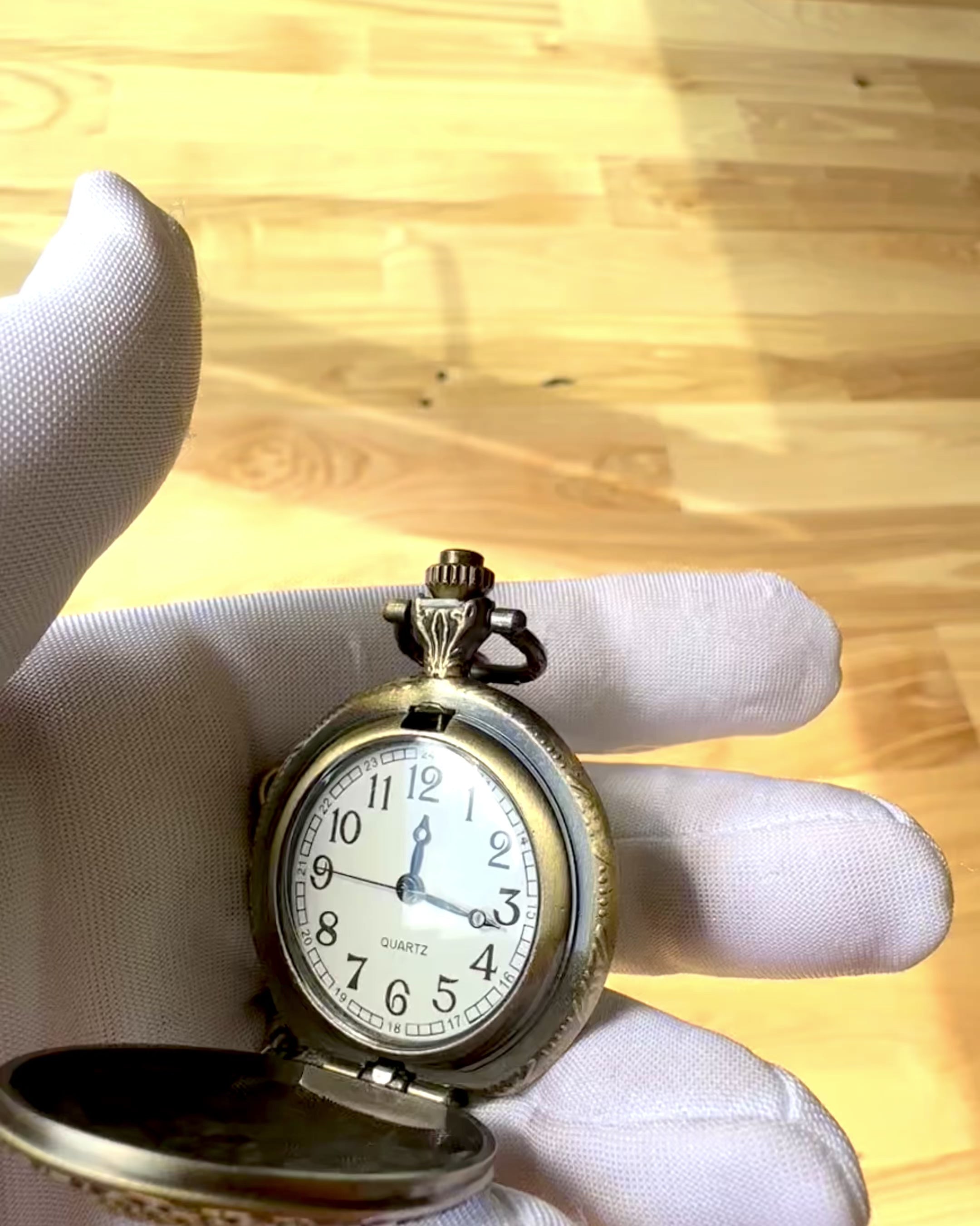 Taschenuhr "Buddha Time Elegance", Personalisierung mit Gravur möglich