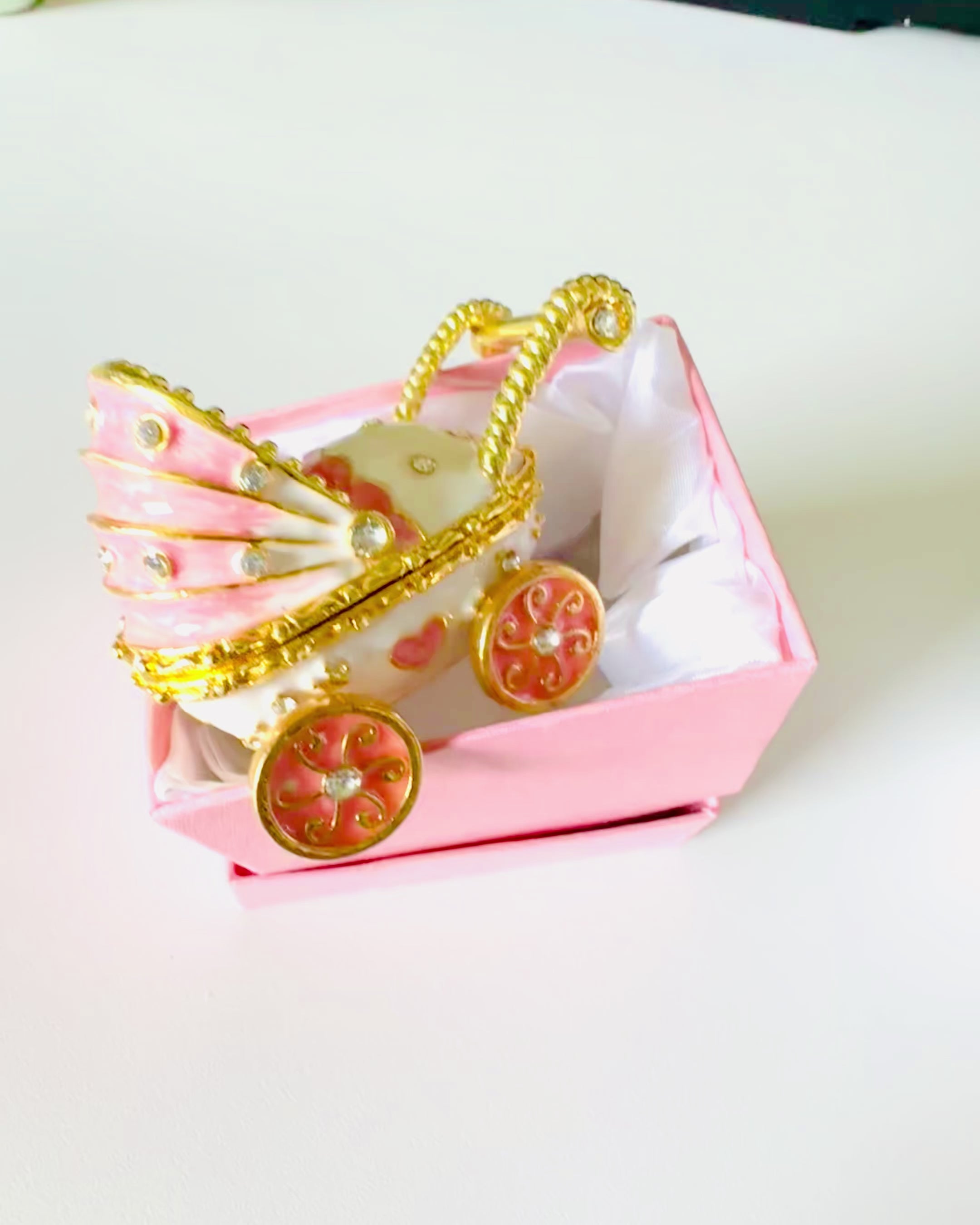 Kleiner Märchenwagen für Schmuck, Schätze - Königliche Eleganz, Personalisierung mit Gravur