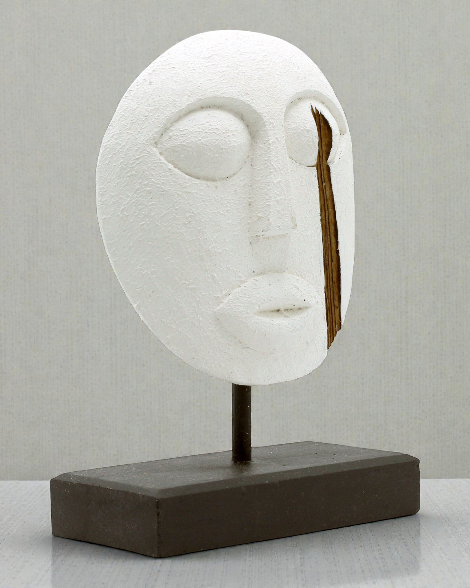 Timoresische Maske Wächter der Ahnen 27x20 cm – Weiß