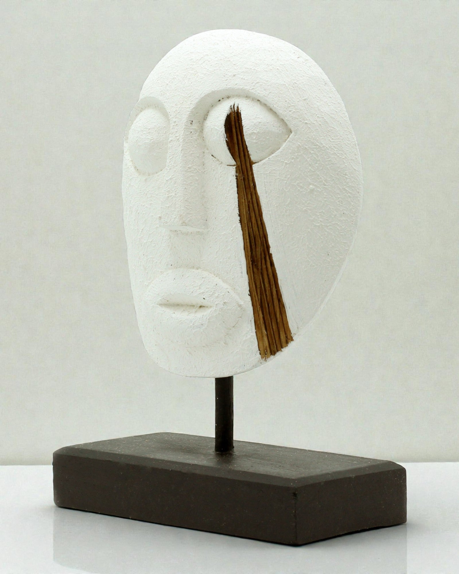 Timoresische Maske Wächter der Ahnen 27x20 cm – Weiß