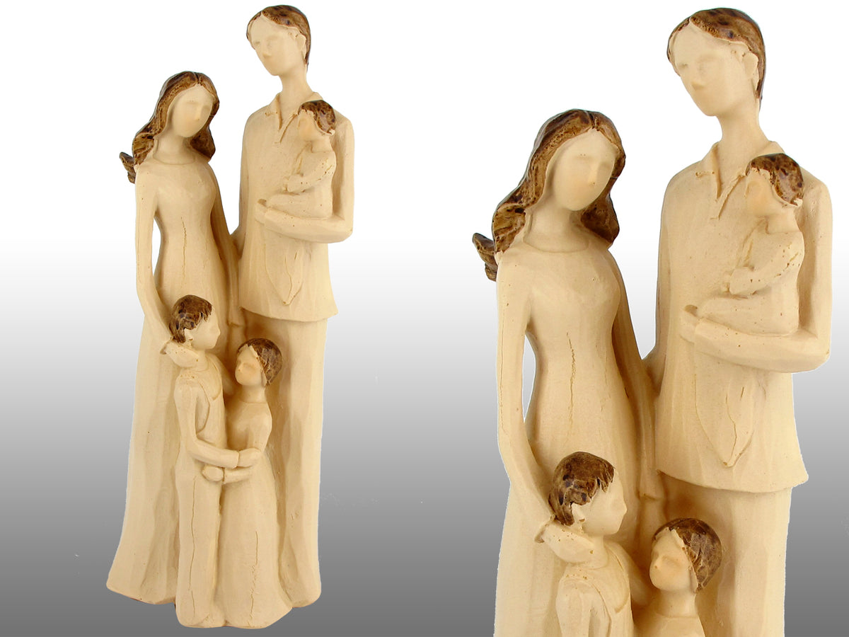 Figur Familie 24 cm mit Möglichkeit zur Personalisierung durch Gravur