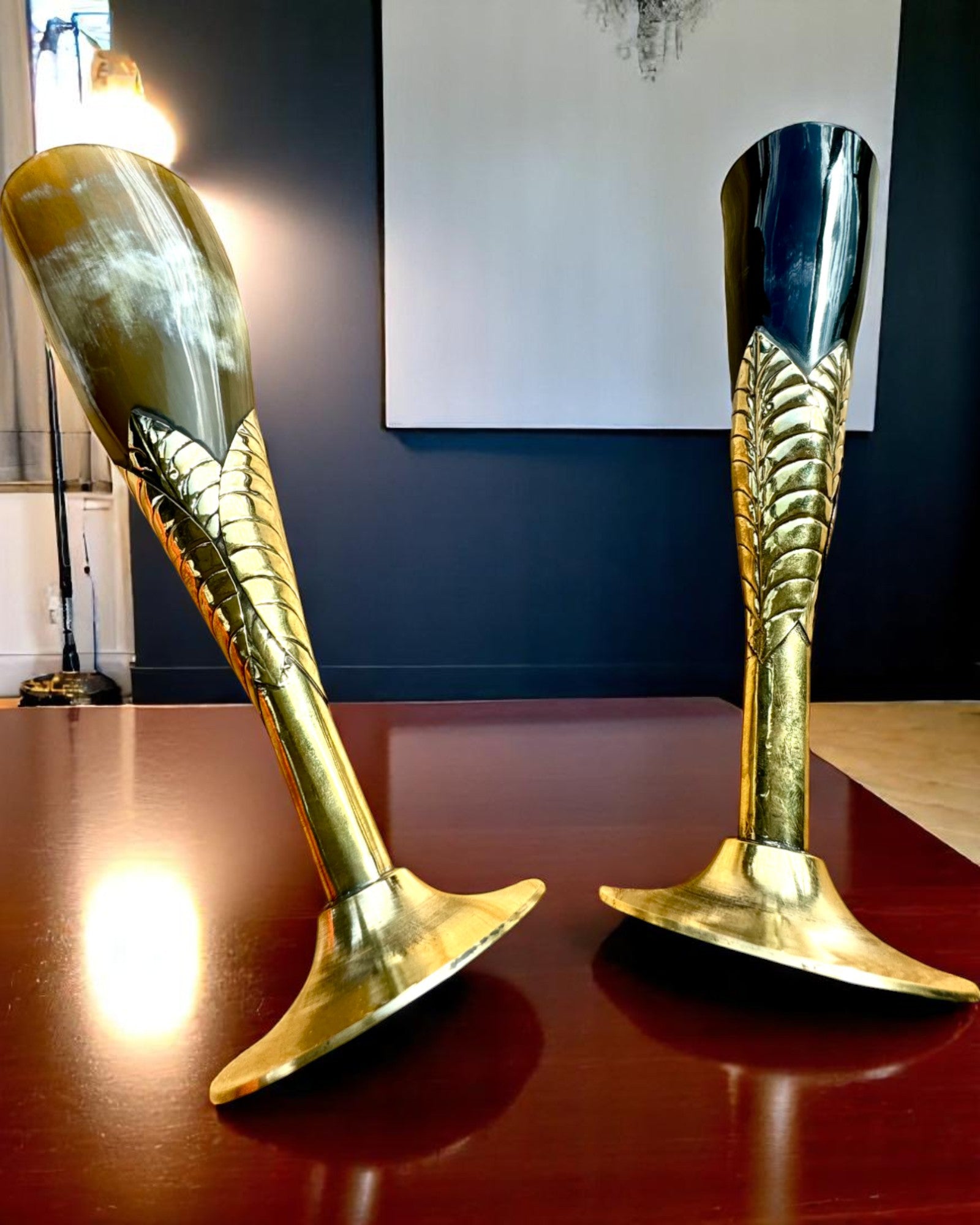 Glas „Geist des Handwerks” aus Büffelhorn und Messing – handgefertigt in Indien, 22 cm, Möglichkeit zur Personalisierung mit Gravur als Geschenk
