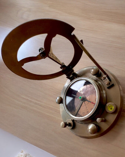 Kapitänekompass Explorer 2 – mit Möglichkeit zur personalisierten Gravur als Geschenk, zwei Farbvarianten zur Auswahl
