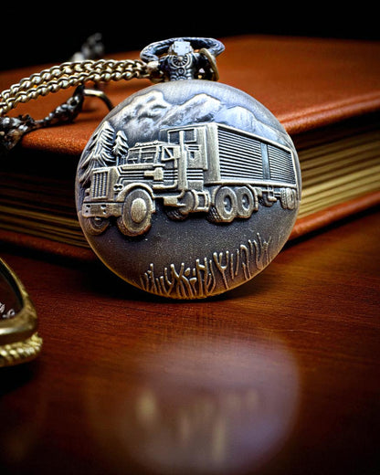 Taschenuhr „Road King“ – mit LKW-Motiv, mit Gravur, als Geschenk