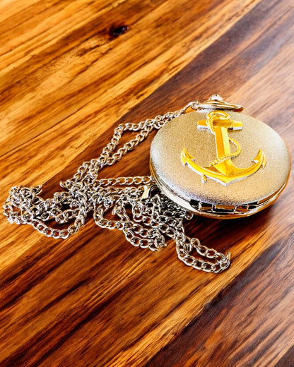 Taschenuhr "Goldener Anker" - Personalisierung als Geschenk mit Gravur