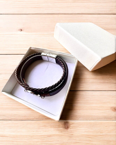 Armband "Compass Adventure" - Möglichkeit zur Personalisierung mit Gravur als Geschenk, 2 Farbvarianten zur Auswahl