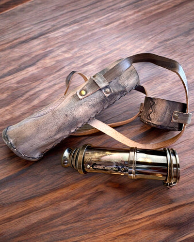 Premium-Fernrohr "Voyager" mit graviertem Fernrohr und Etui aus echtem Leder, Möglichkeit zur Personalisierung mit Gravur als Geschenk