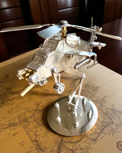 Metallmodell Hubschrauber „SkyRider“ – Verstellbarer Tischständer mit personalisierter Gravur als Geschenk