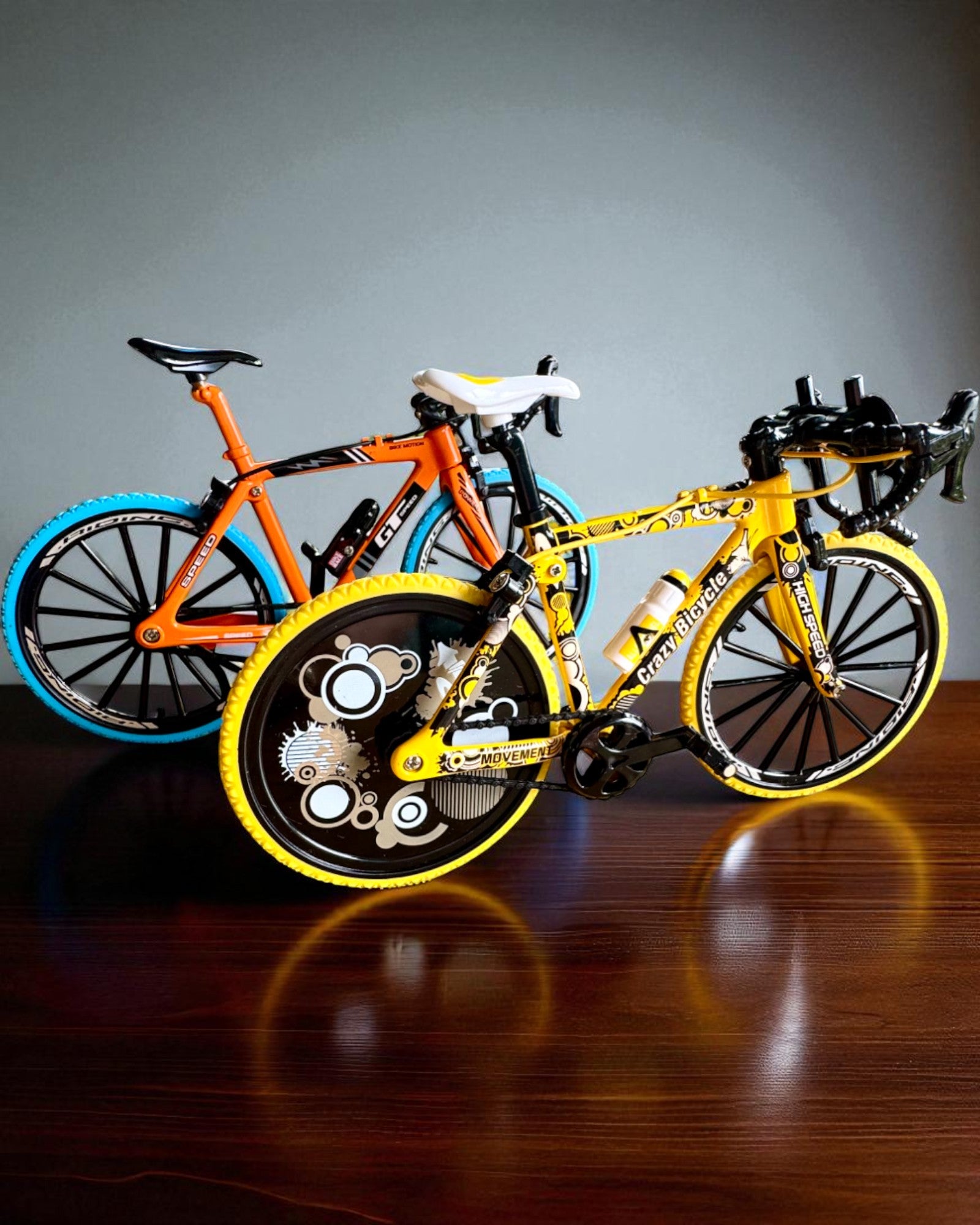Miniaturmodell aus Metall Fahrrad Sammlerstück "Speed Rider 1.2" – Personalisierung mit Gravur als Geschenk, 2 Farbvarianten