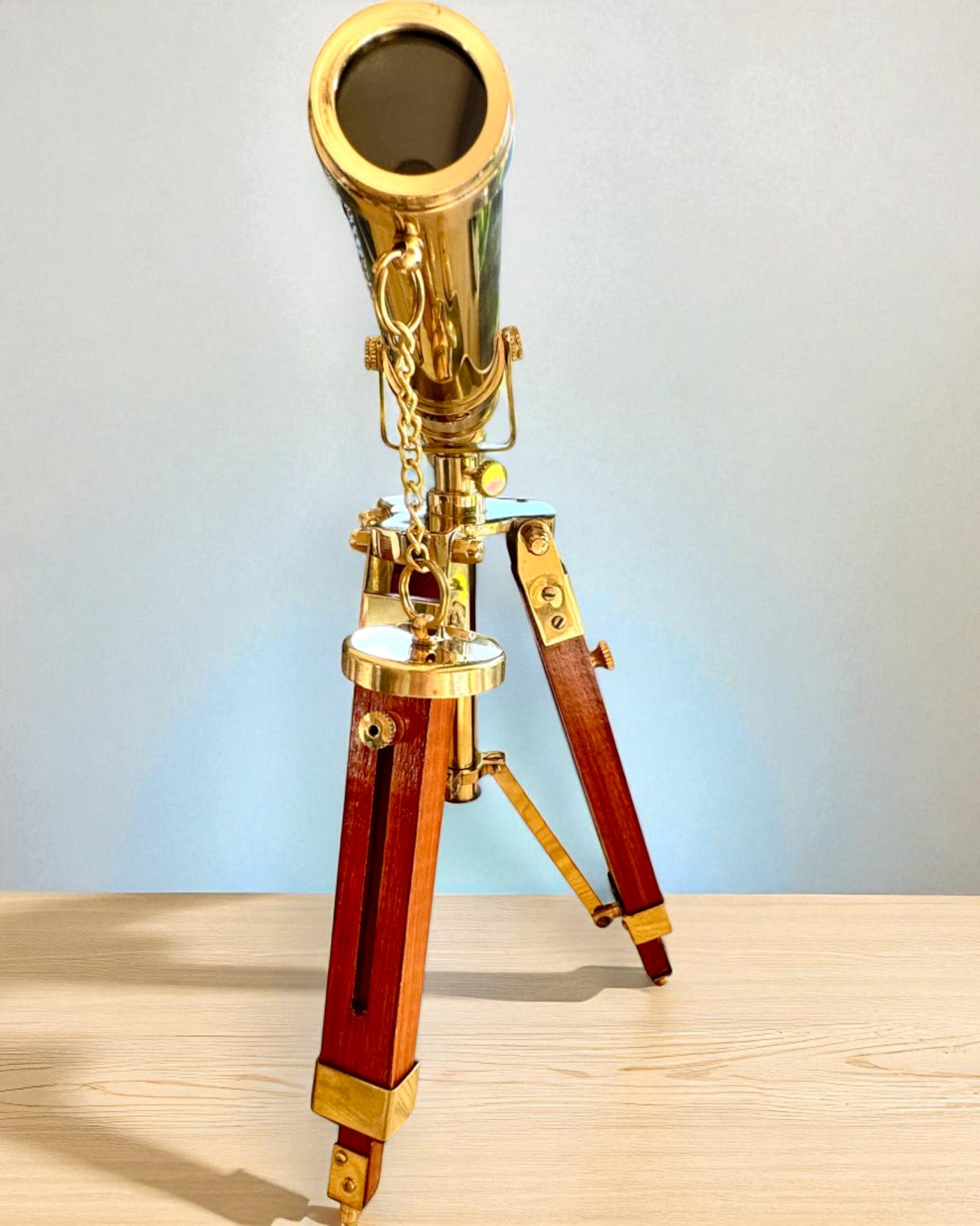 Himmelsfernrohr auf Holzständer 41 cm, Möglichkeit der Personalisierung mit Gravur als Geschenk