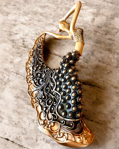 Elegante Skulptur „Tänzerin des Goldenen Glanzes“, 29 cm hoch, mit Gravurmöglichkeit als Geschenk