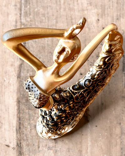 Elegante Skulptur „Tänzerin des Goldenen Glanzes“, 29 cm hoch, mit Gravurmöglichkeit als Geschenk