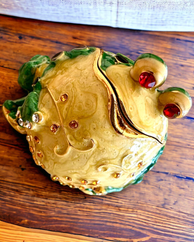 Elegante dekorative Schatulle "Froschschatz" als Geschenk mit Personalisierung, mit Gravuroption