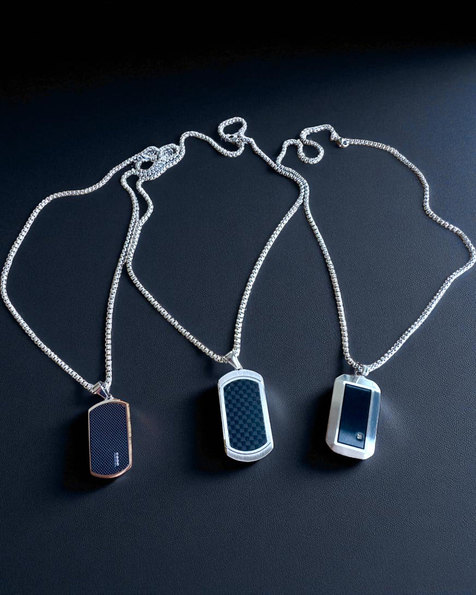 Herren Halskette Dog Tag „SteelVision“ – Edelstahl, 15 Varianten, Personalisierung mit Gravur