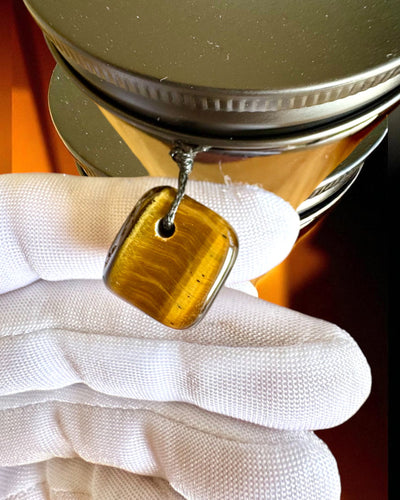 Intentionale Kerze Tigerkraft – Selbstbewusstsein und Wohlstand, 250 ml, Möglichkeit zur Personalisierung des Deckels als Geschenk