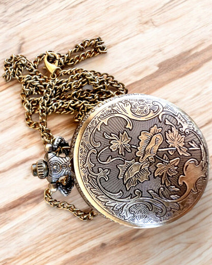 Taschenuhr "Vintage Charm" mit Gravur zur Personalisierung als Geschenk