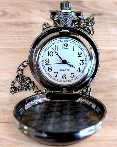 Taschenuhr Lunar Wolf – Mondwolf-Uhr, mit der Möglichkeit zur Personalisierung durch Gravur als Geschenk