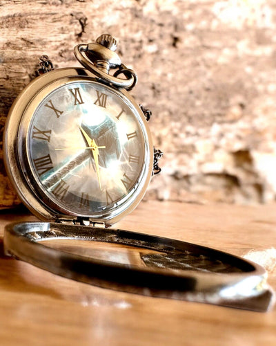 Młot Czasu - Taschenuhr, personalisierbar mit Gravur als Geschenk