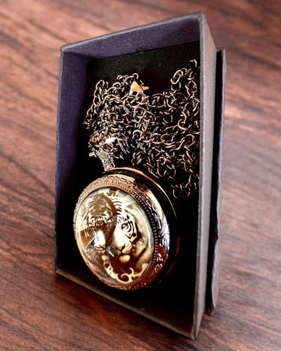 Taschenuhr "Tygriseleganz" aus Edelstahl mit Gravuroption als Geschenk
