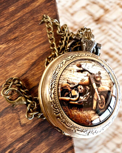 Retro Taschenuhr "Motorradstil", personalisierbar mit Gravur als Geschenk
