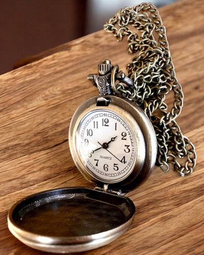 Retro Taschenuhr "Motorradstil", personalisierbar mit Gravur als Geschenk