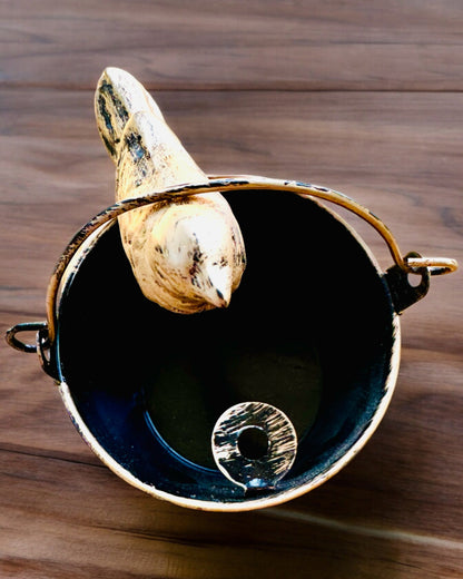 Stilvoller Metall-Aschenbecher "Rustic Charm" 19-23 cm Höhe, 8 Varianten zur Auswahl, Gravur auf Wunsch