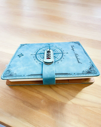 Geheimes Notizbuch A5 Vintage mit Zahlenschloss - Wählen Sie Ihren Stil, Personalisierung mit Gravur als Geschenk