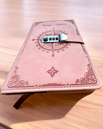 Geheimes Notizbuch A5 Vintage mit Zahlenschloss - Wählen Sie Ihren Stil, Personalisierung mit Gravur als Geschenk