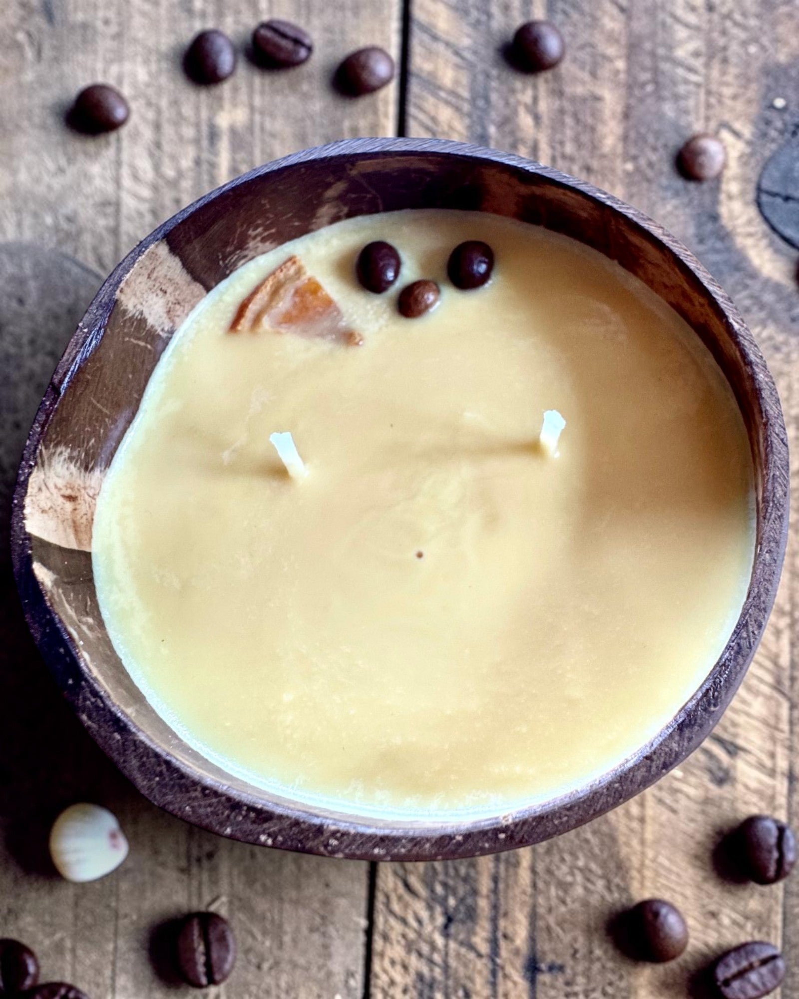 Sojakerze im Kokosnuss-Cup 200–300 ml – Summer Collection, 3 Düfte zur Auswahl, Personalisierung durch Gravur