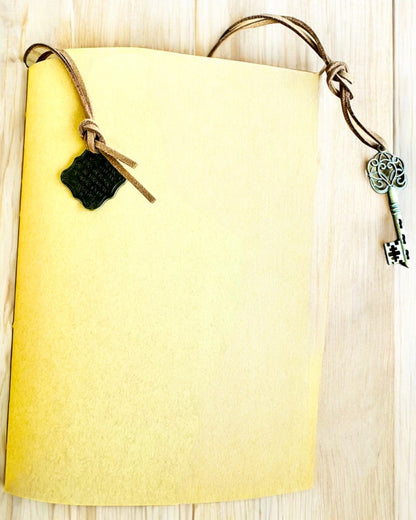Vintage-Notizbuch "Schlüssel der Vergangenheit" - Gravur als Geschenk möglich, Notizbuch