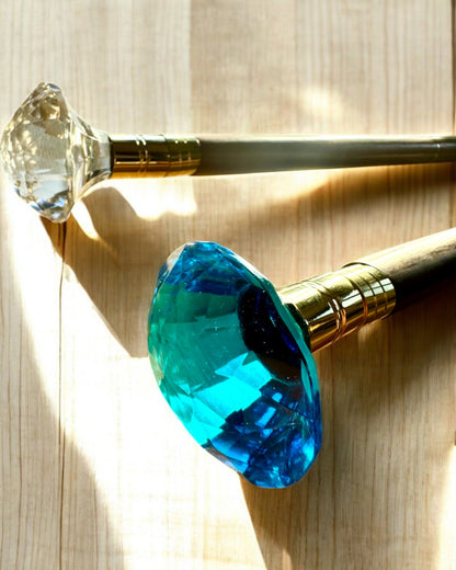 Spazierstock "Diamant in Bronze" - Handgefertigt aus Holz, Gravur möglich