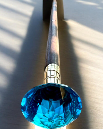 Spazierstock "Diamant in Bronze" - Handgefertigt aus Holz, Gravur möglich