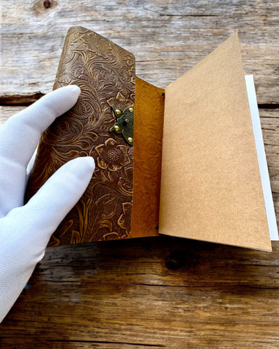 Luxuriöses Retro-Notizbuch mit Ledereinband - "Vintage Elegance", 480 Seiten, personalisierbar mit Gravur