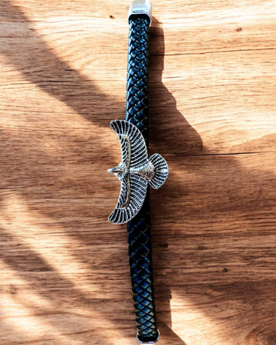 Herrenarmband „SkyRider“ – Lederstil mit Charakter - Personalisierung mit Gravur möglich